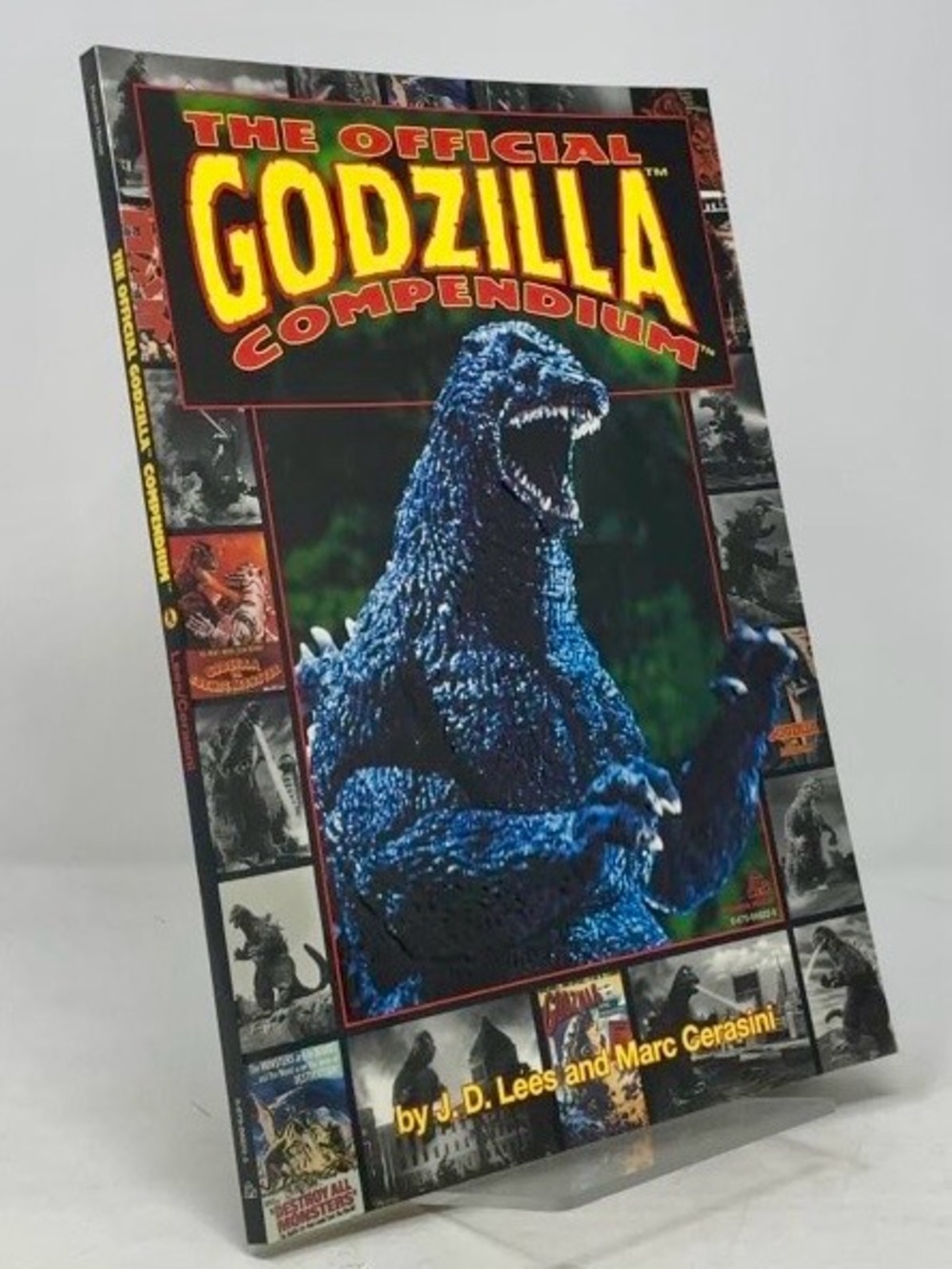 Rare 1998 the official Godzilla paperback like new.